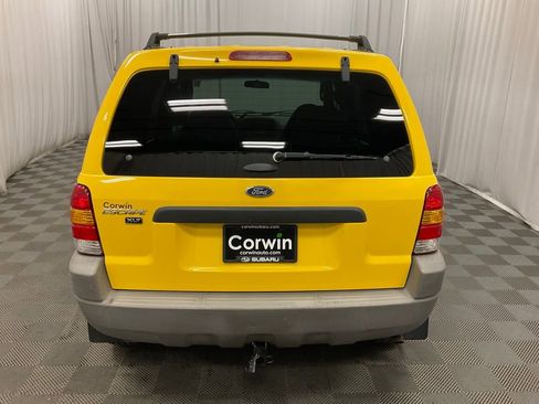 Used 2001 Ford Escape XLT image 3