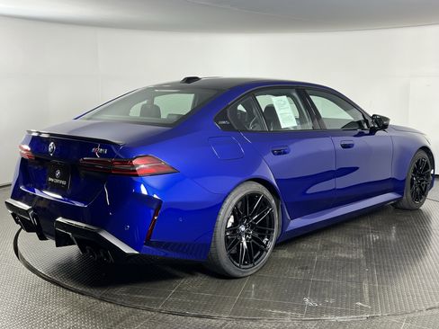 Certified 2025 BMW M5 w/ Carbon Package image 5