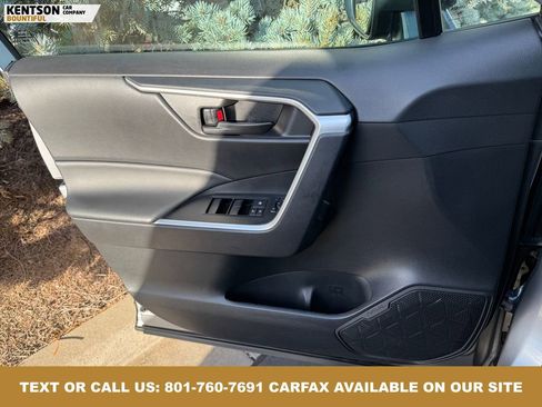 Used 2025 Toyota RAV4 LE image 20