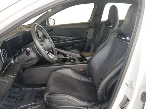 Used 2025 Hyundai Elantra N FWD image 9