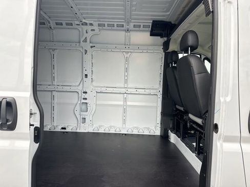 New 2025 RAM ProMaster 3500 w/ Power Group image 24