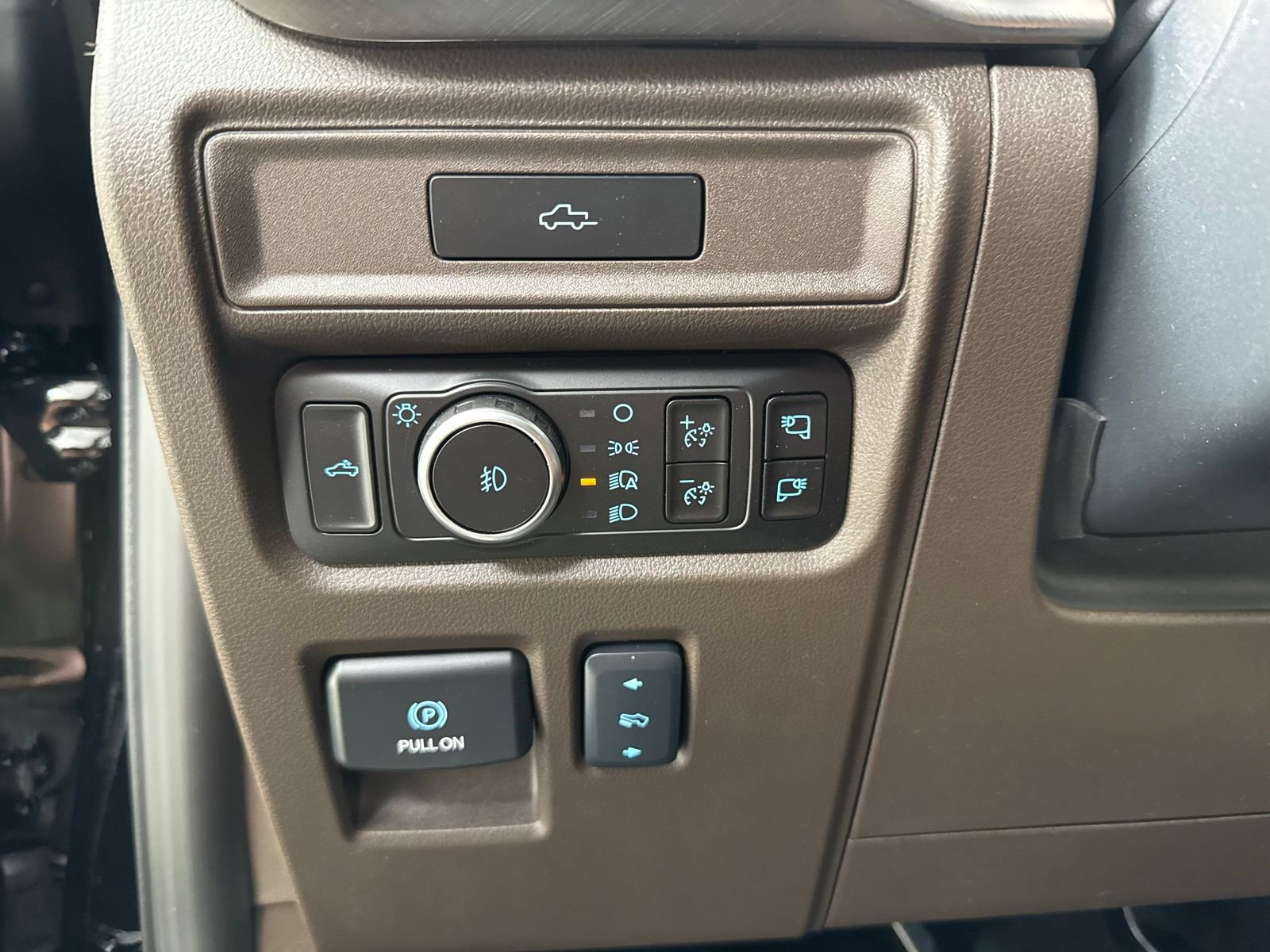 New 2026 Ford F150 King Ranch w/ Equipment Group 601A High AWD/4WD image 17