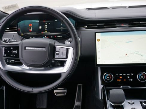 Used 2023 Land Rover Range Rover SE image 27