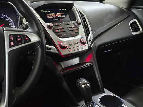 Used 2017 GMC Terrain Denali image 29