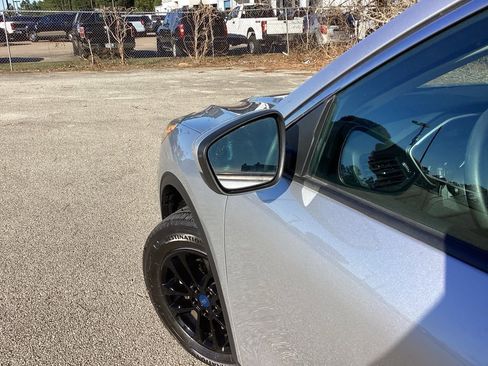 Used 2020 Ford Escape SE image 20