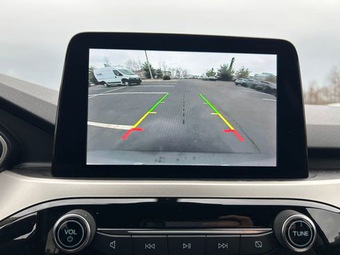 Used 2020 Ford Escape SE Sport image 14