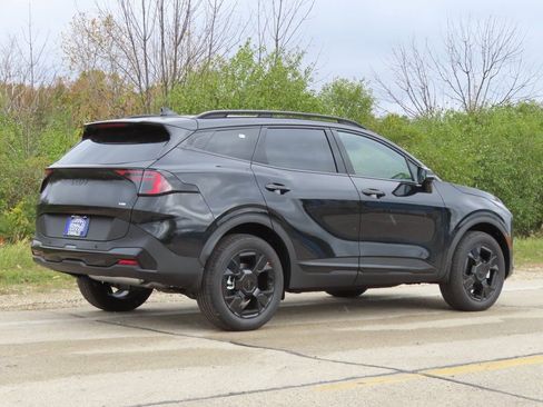 Used 2026 Kia Sportage X-Line w/ X-Line Premium Package image 3