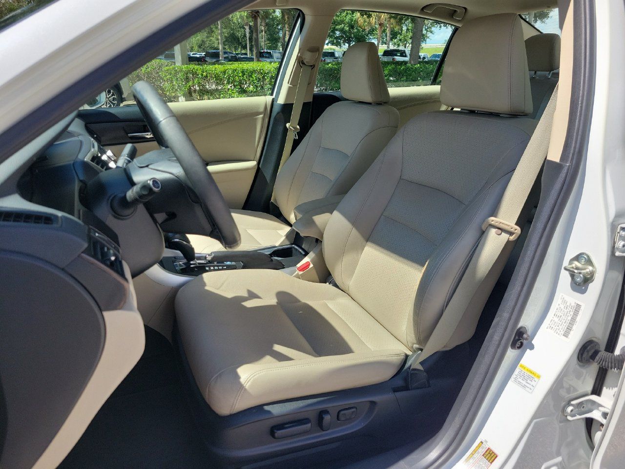 Used 2015 Honda Accord EX-L image 15