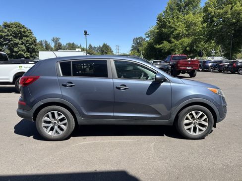 Used 2016 Kia Sportage LX FWD image 6