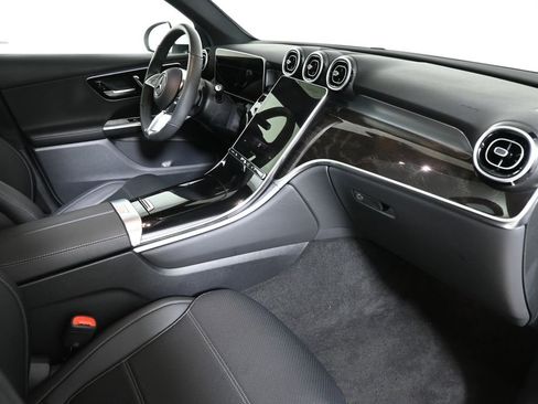 Certified 2025 Mercedes-Benz GLC 300 4MATIC image 24