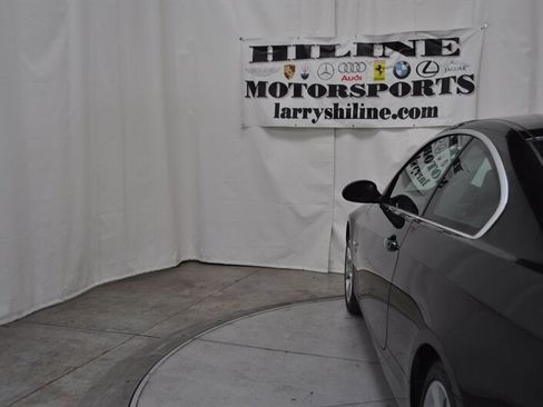Used 2009 BMW 335i xDrive Coupe image 10