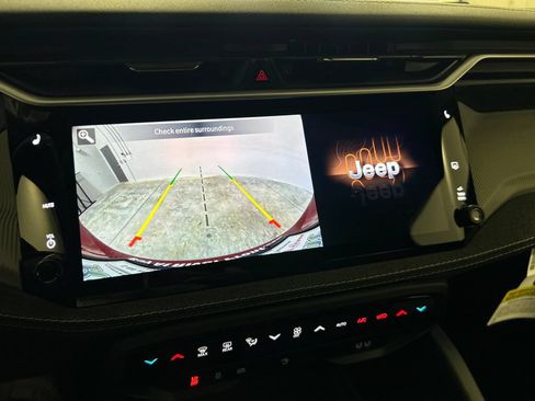 New 2026 Jeep Cherokee Laredo AWD/4WD image 23