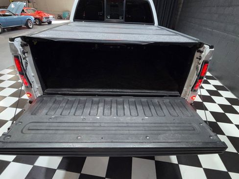 Used 2014 Ford F150 Raptor w/ Equipment Group 801A Luxury image 98