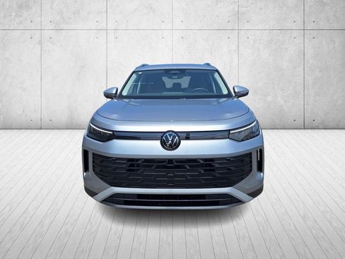 New 2025 Volkswagen Tiguan S image 2