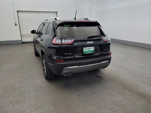Used 2019 Jeep Cherokee Limited AWD/4WD image 6