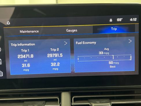 Used 2025 Chevrolet Trax LT w/ LT Convenience Package FWD image 48