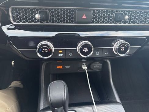 Used 2024 Honda Civic Sport image 12