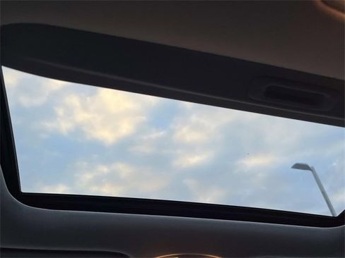 Used 2023 Hyundai Kona Limited w/ Cargo Package image 16