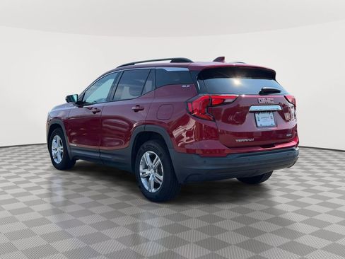 Used 2018 GMC Terrain SLE w/ Driver Convenience Package AWD/4WD image 4