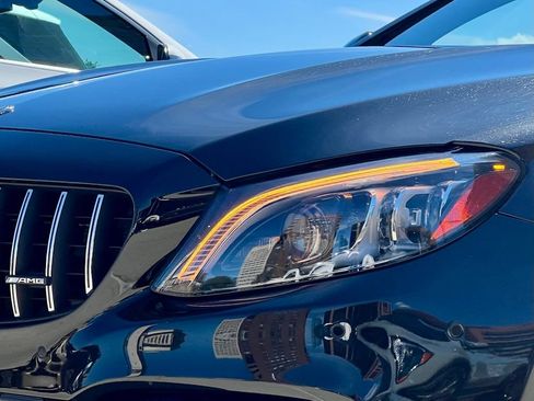 Used 2021 Mercedes-Benz C 63 AMG S image 5