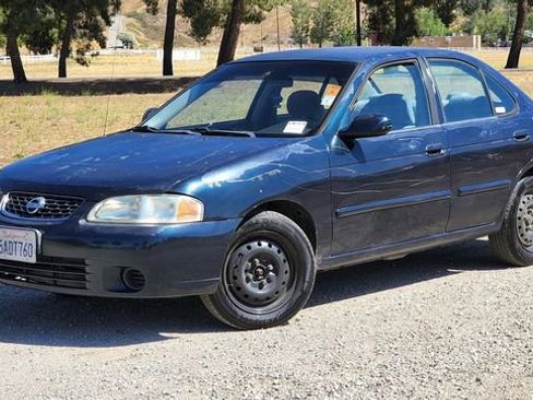 Used 2003 Nissan Sentra GXE image 2