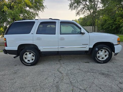 Used 2004 GMC Yukon SLT w/ 1SD Preferred Equipment Group AWD/4WD image 4