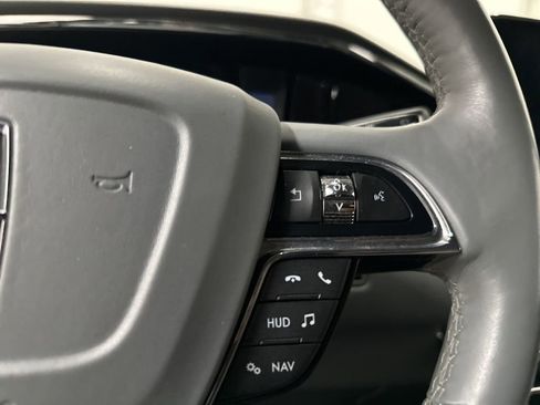 Used 2019 Lincoln Navigator Reserve AWD/4WD image 41