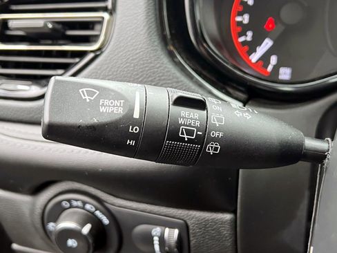 Used 2022 Dodge Durango GT AWD/4WD image 22