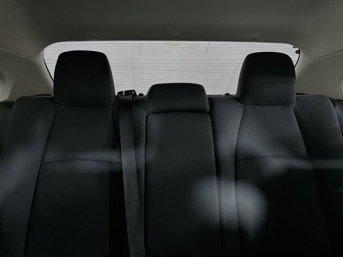 Used 2022 Toyota Corolla LE image 29