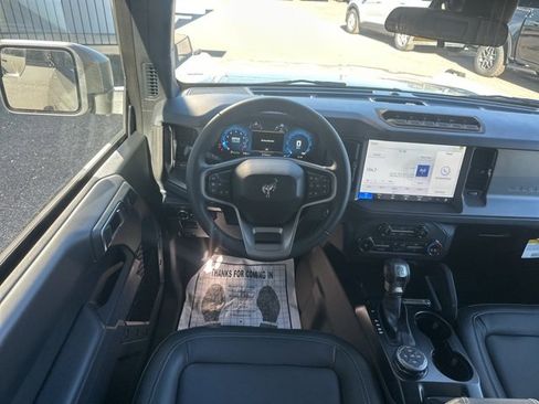 New 2025 Ford Bronco Badlands image 25