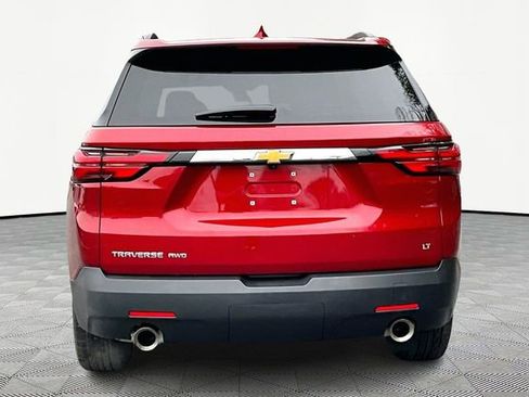 Used 2023 Chevrolet Traverse LT image 6