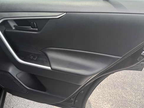 Used 2019 Toyota RAV4 LE w/ All Weather Liner Package AWD/4WD image 14