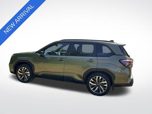 Used 2026 Subaru Forester Touring AWD/4WD image 6