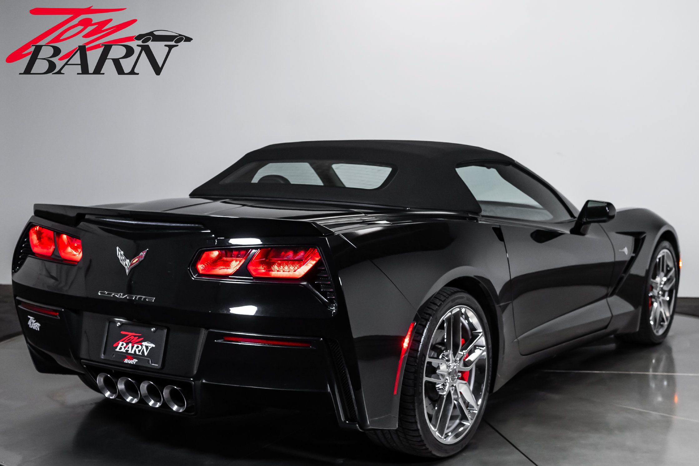 Used 2014 Chevrolet Corvette Stingray Convertible w/ 3LT Preferred Equipment Group RWD image 13
