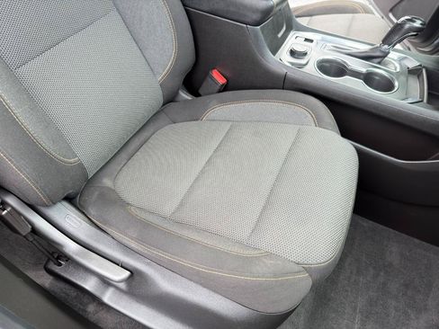 Used 2019 Chevrolet Traverse LT w/ LPO, Floor Liner Package AWD/4WD image 37