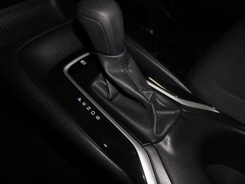 Certified 2025 Toyota Corolla LE image 17