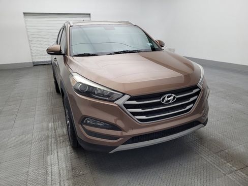 Used 2017 Hyundai Tucson Sport image 14