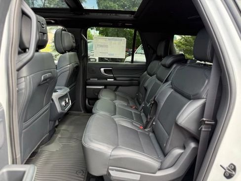 New 2027 Ford Expedition Max Platinum w/ Stealth Performance Package AWD/4WD image 22