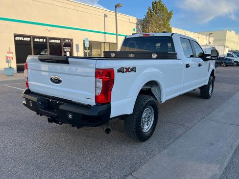 Used 2022 Ford F250 XL w/ Power Equipment Group AWD/4WD image 3