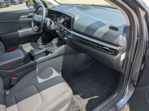 Certified 2026 Kia Sportage S AWD/4WD image 13