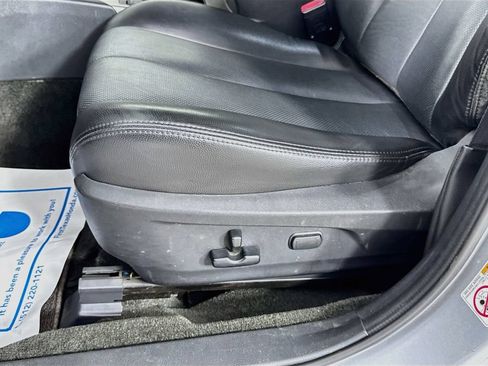 Used 2013 Subaru Outback 2.5i Limited AWD/4WD image 23