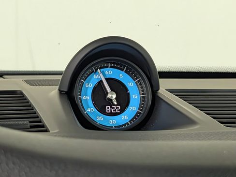 Certified 2025 Porsche 911 Carrera RWD image 29