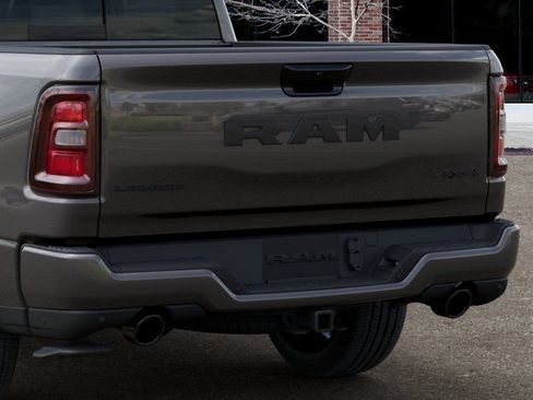 New 2026 RAM 1500 Laramie AWD/4WD image 13