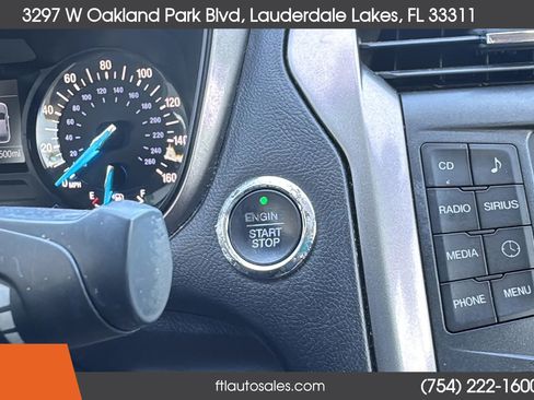 Used 2017 Ford Fusion SE FWD image 46