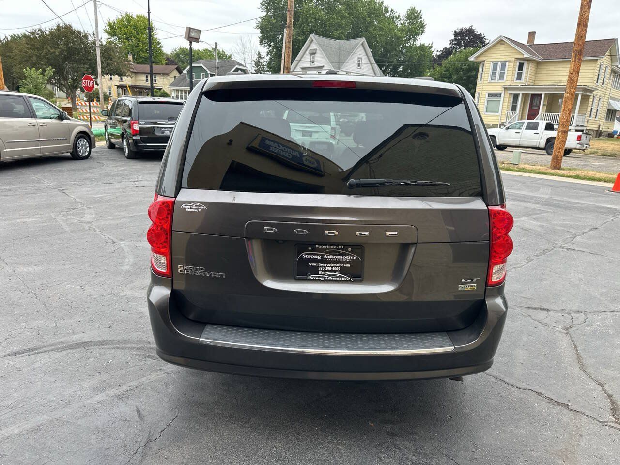 Used 2017 Dodge Grand Caravan GT FWD image 4
