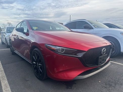 Used 2022 MAZDA MAZDA3 s image 2