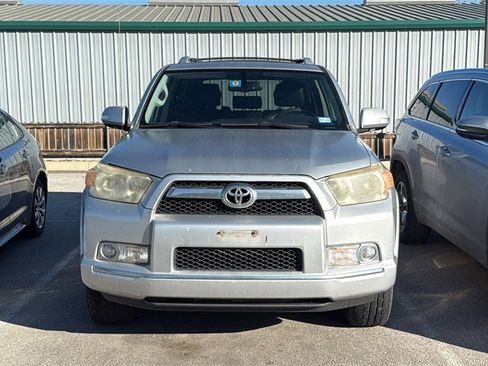 Used 2013 Toyota 4Runner SR5 image 2
