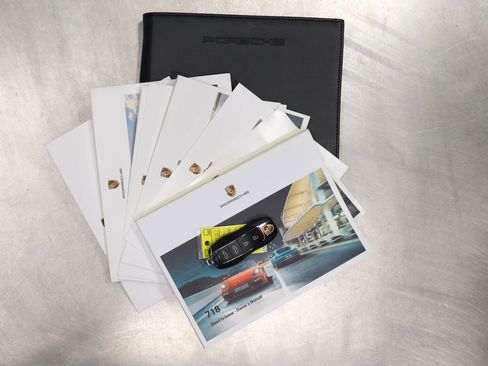 Used 2021 Porsche 718 Boxster GTS image 5