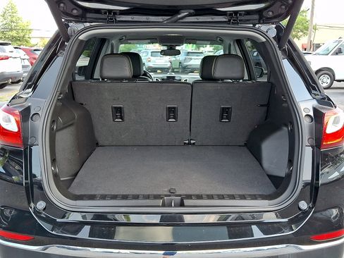 Used 2021 Chevrolet Equinox Premier FWD image 28