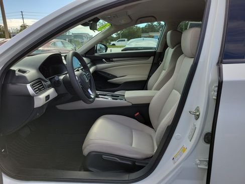 Used 2020 Honda Accord LX image 18